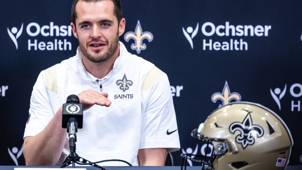 New Orleans Saints quarterback Derek Carr
